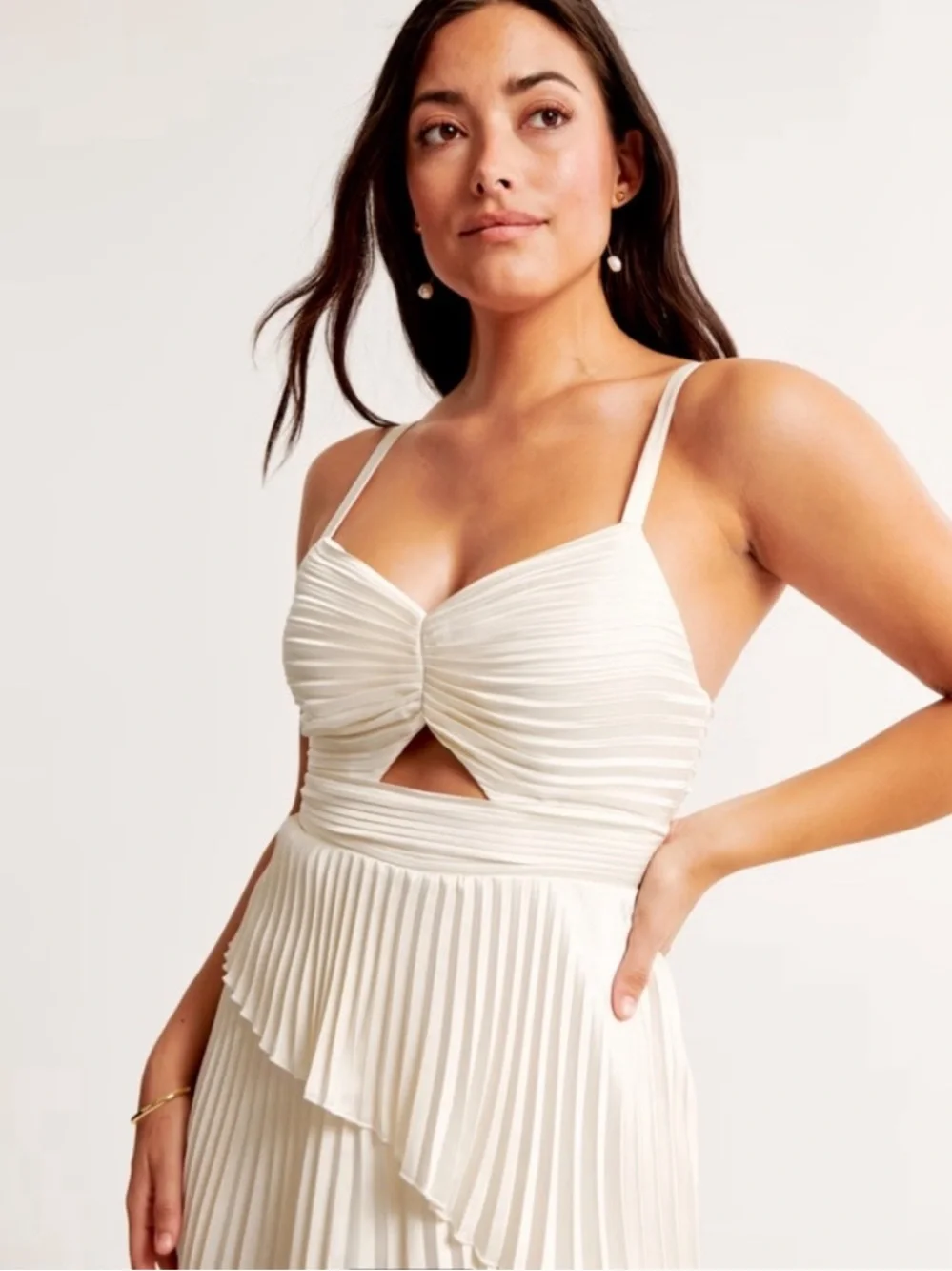 Abercrombie & Fitch Giselle Cream Pleated Tiered Maxi Dress Asymmetric Layers M